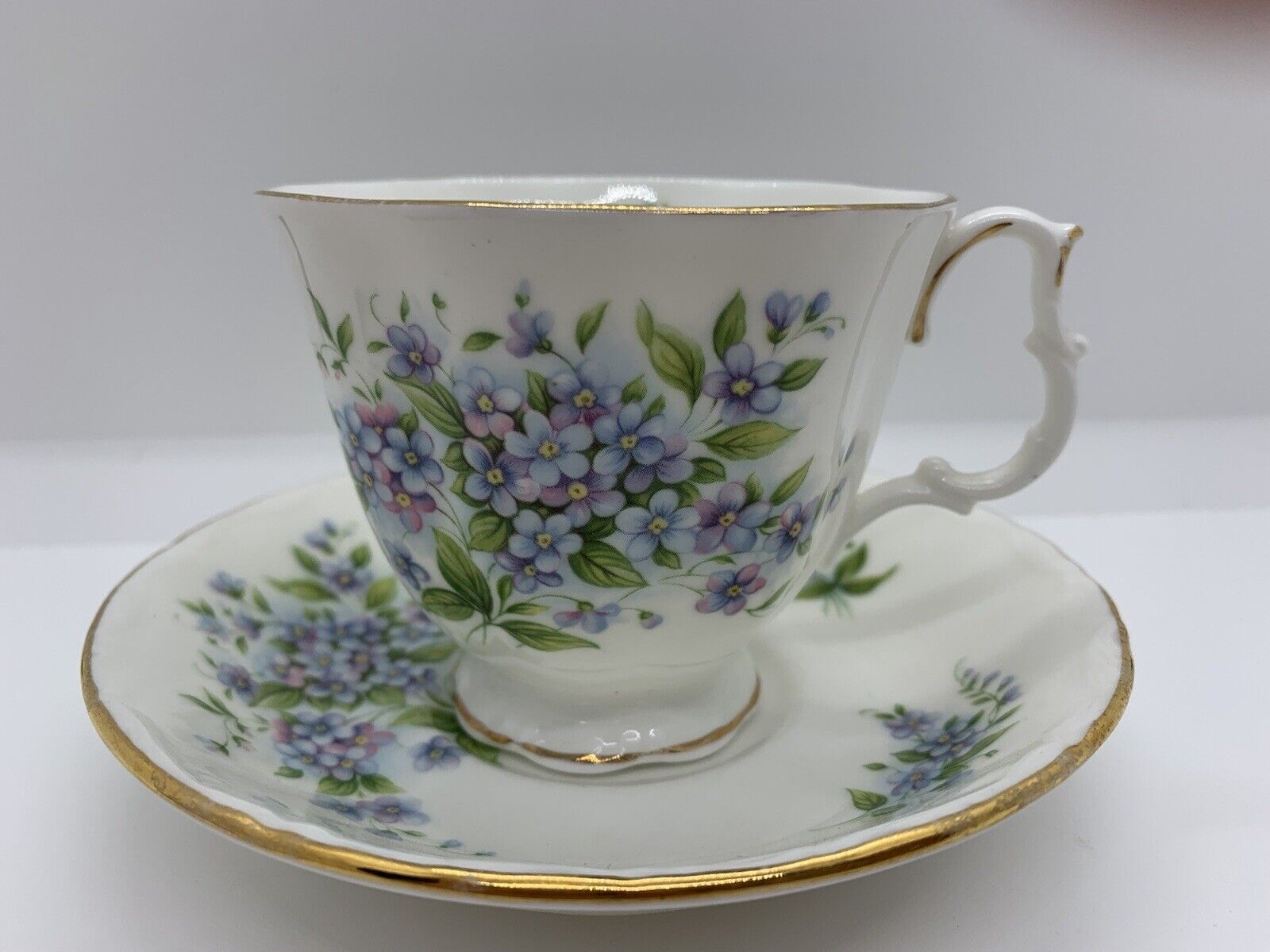 VTG Royal Albert Coleridge Teacup & Saucer Sonnet Series England Purple Flowers