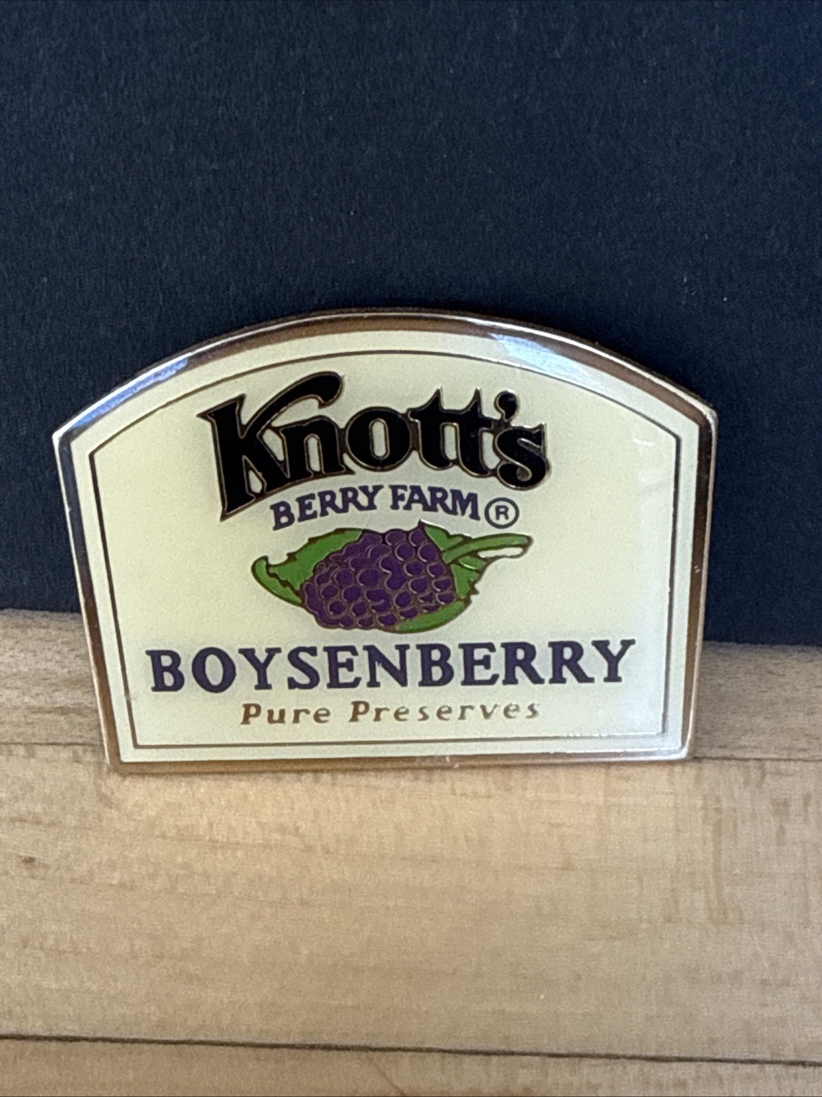 Vintage KNOTT”S BERRY FARM BOYSENBERRY Pure Preserves Refridgerator Magnet