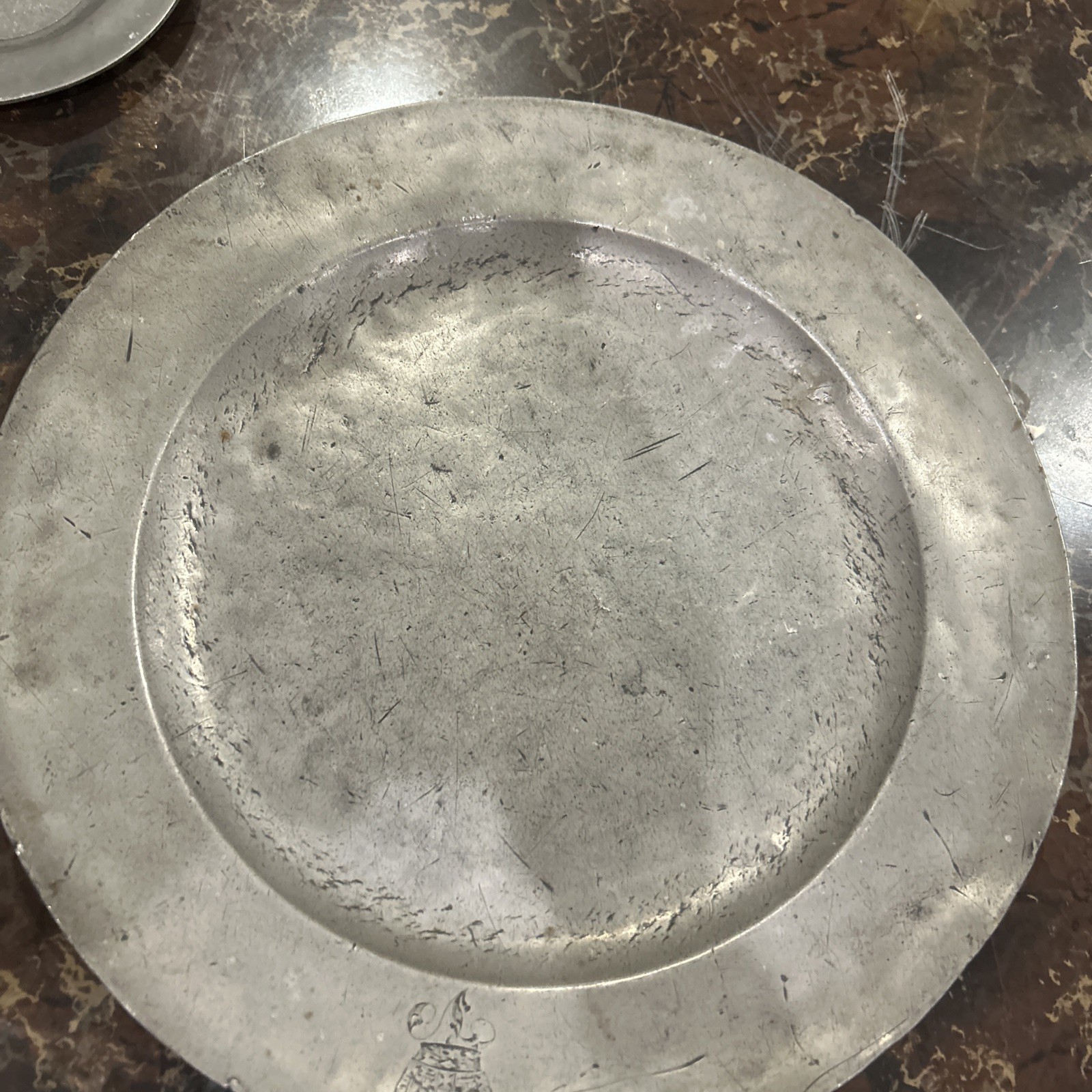 Large Antique 18thC English Pewter Charger 13.5\