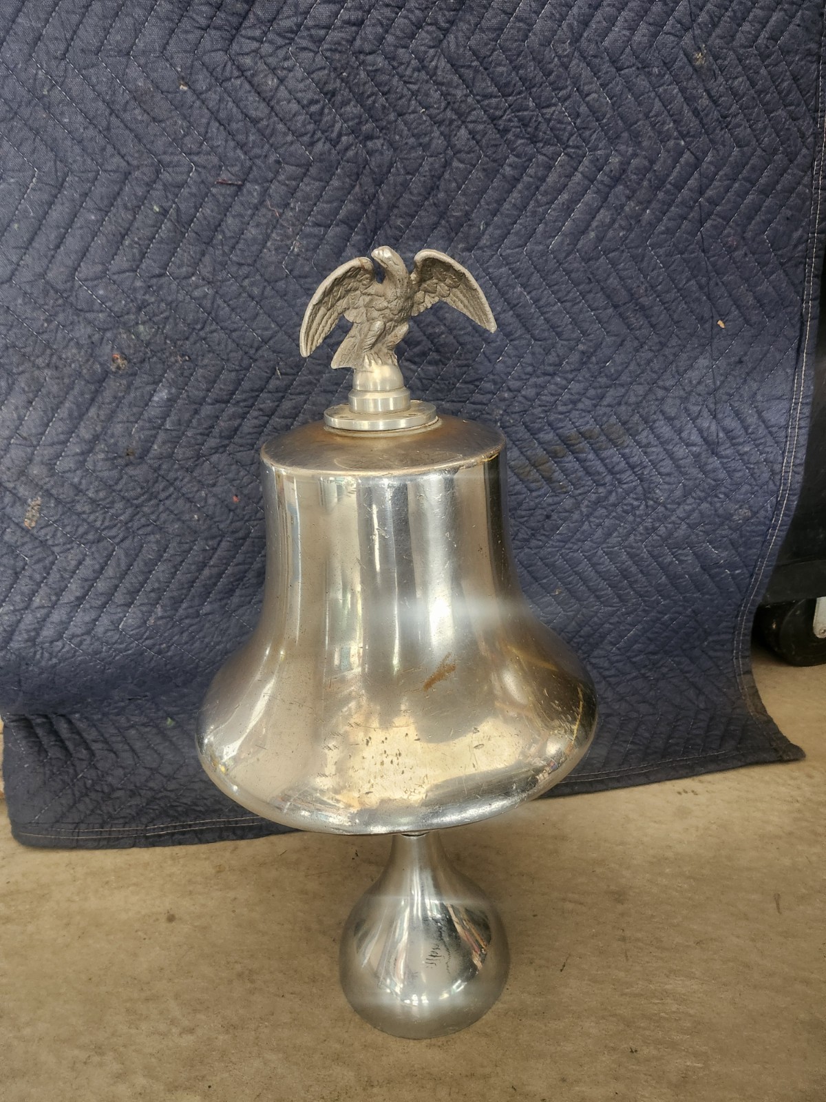 LARGE VINTAGE AMERICAN LAFRANCE FIRE ENGINE / TRUCK CHROME BELL