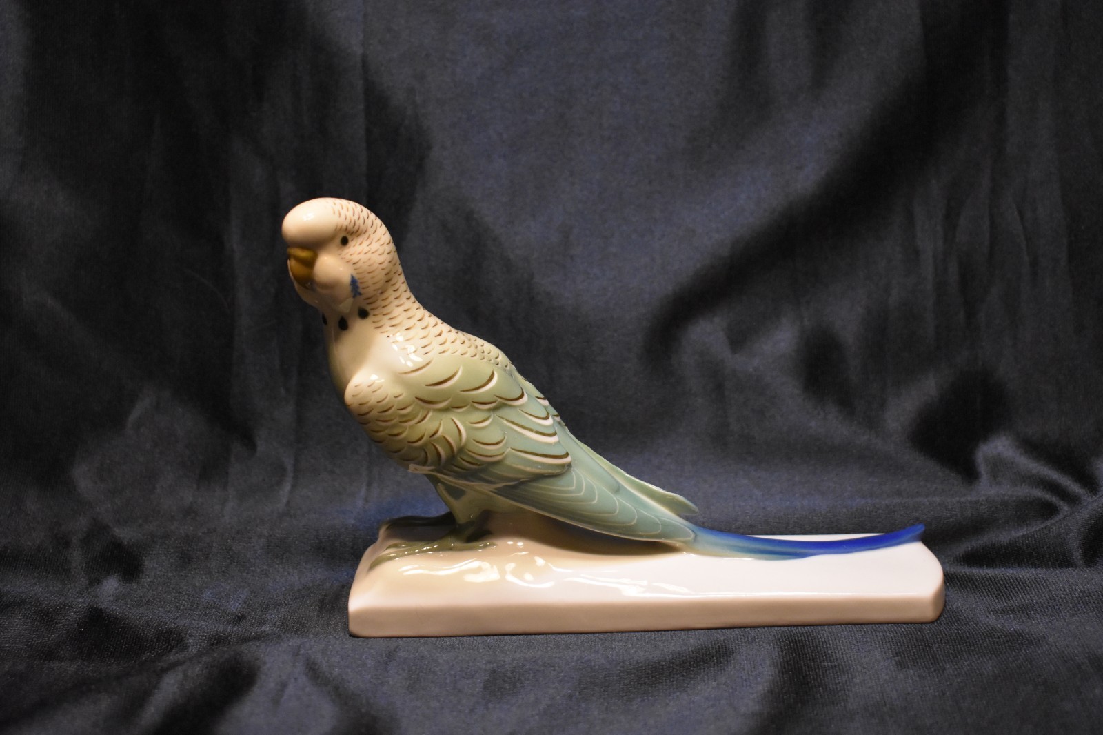 Parakeet Figurine ~ Unterweissbach ~ Rare ~ Excellent Condition