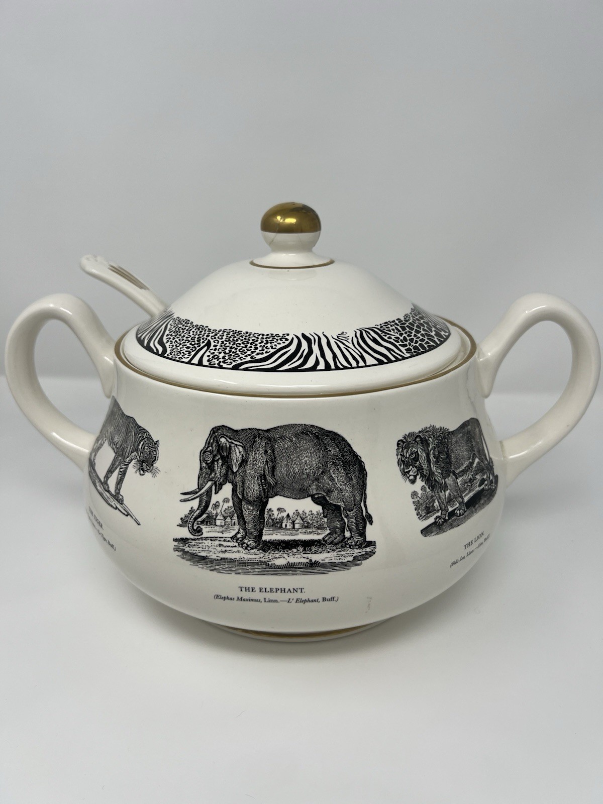 Bewick\'s Beastes Tureen/Vegetable Bowl w/ SPOON Prinknash Abbey Pottery England