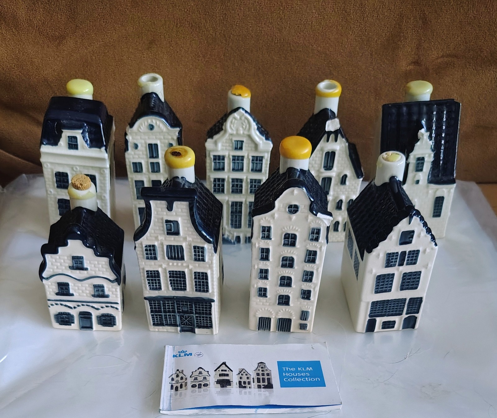 Lot 9 KLM BOLS Blue Delft Houses Bottles 1,23,33,43,50,60,62,70,89 +Catalog XLNT Lot 9 KLM BOLS Blue Delft Houses Bottles 1,23,33,43,50,60,62,70,89 +Catalog XLNT