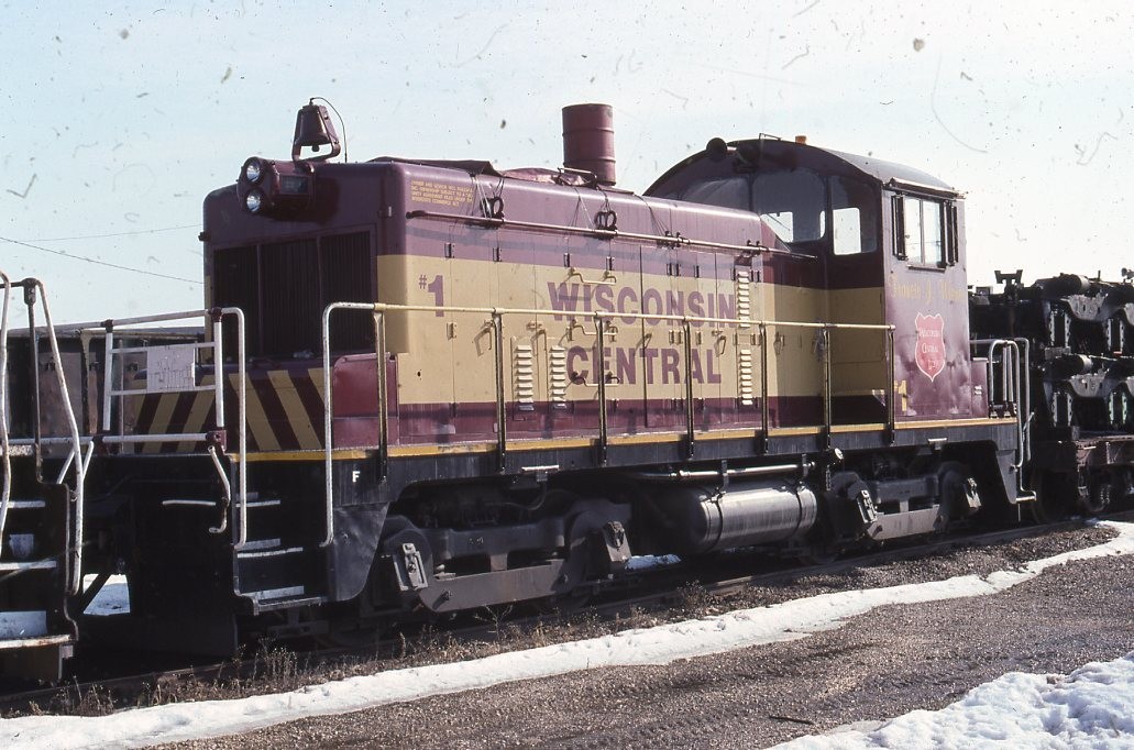 WC WISCONSIN CENTRAL Railroad Train Locomotive Original 1998 Photo Slide