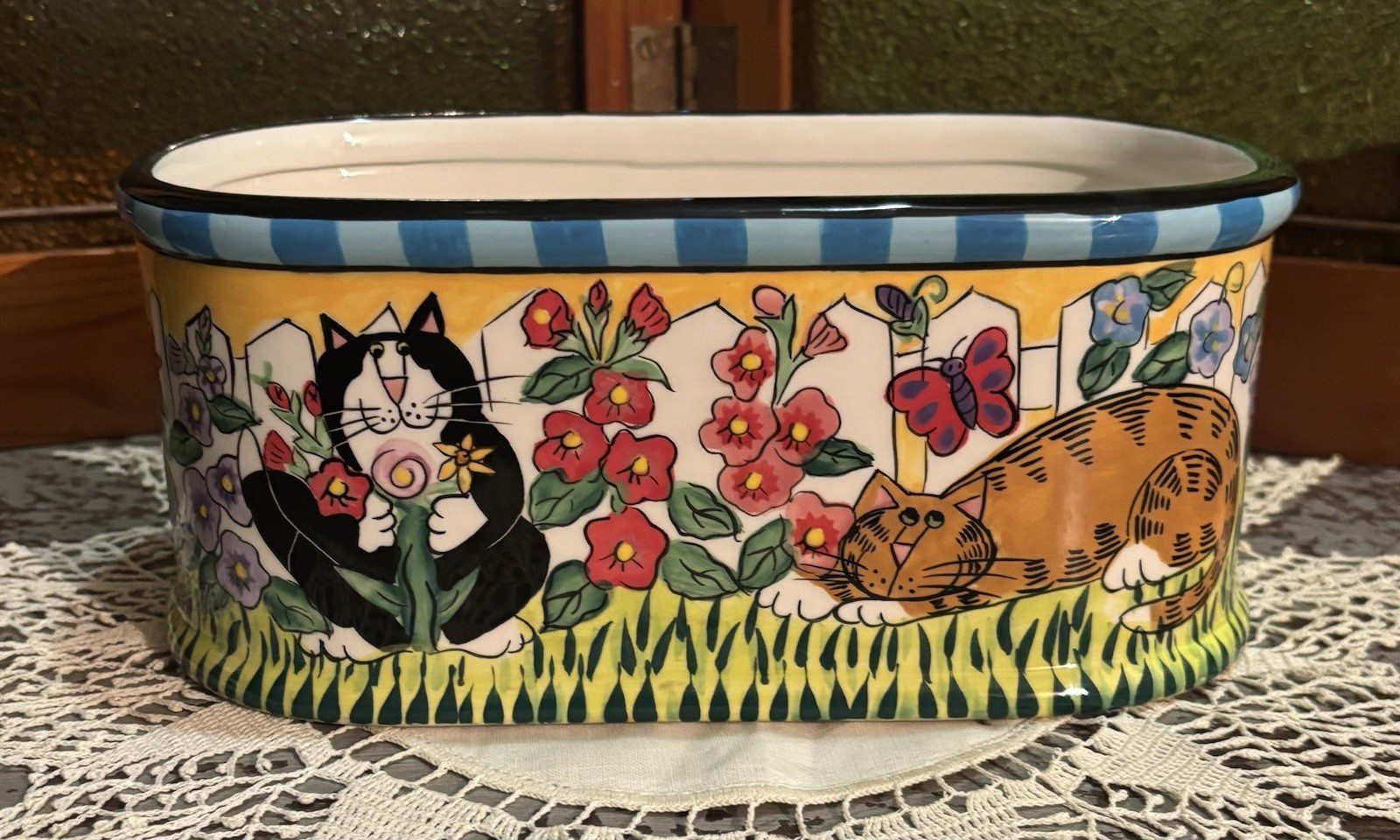 Vintage hand-painted ceramic Catzilla cachepot planter by Candace Reiter