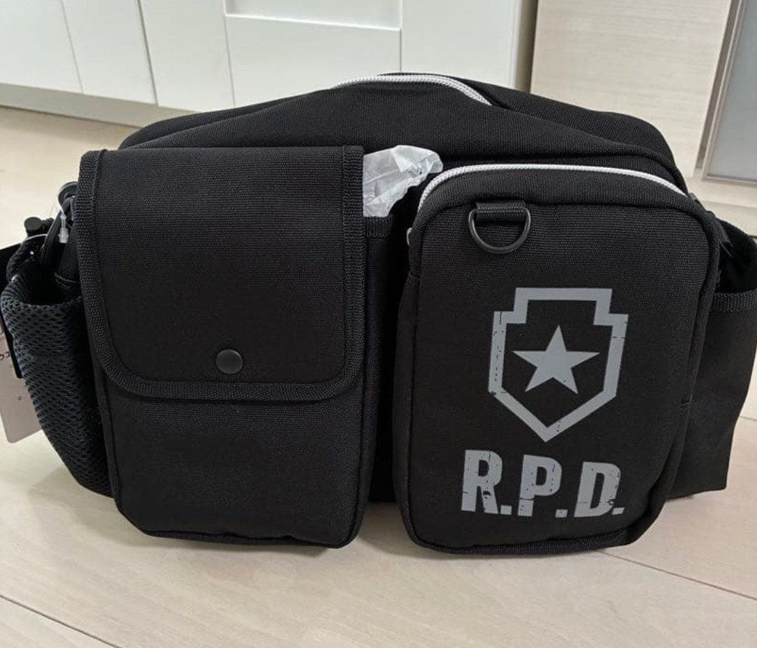 USJ Limited Resident Evil R.P.D. 3-Way Shoulder Bag Official Black BIOHAZARD New USJ Limited Resident Evil R.P.D. 3-Way Shoulder Bag Official Black BIOHAZARD New