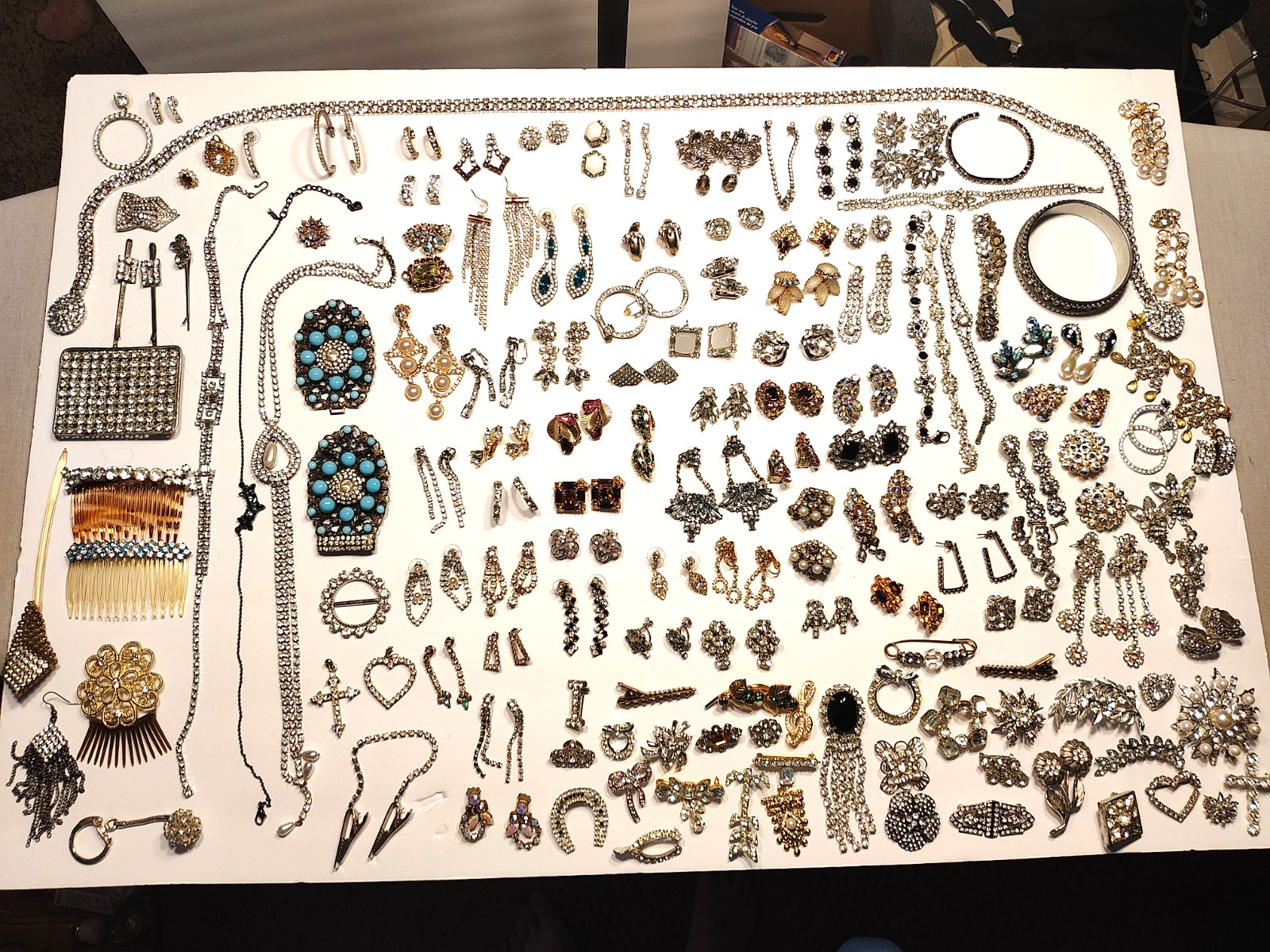 Big 148 Piece Lot Vintage RHINESTONE Jewelry NOT Scrap Earrings Brooches MORE