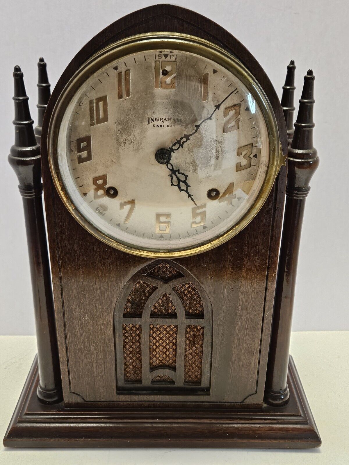 Antique Working 1949 INGRAHAM Gothic Cathedral Art Deco Mahogany Mantel Clock