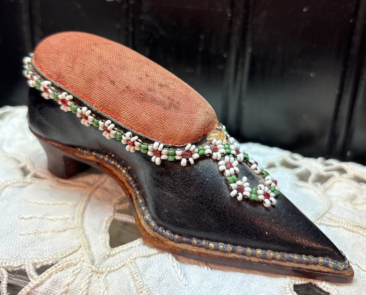 Antique Victorian Shoe Iroquois Native American Hand Beaded Pincushion Antique Victorian Shoe Iroquois Native American Hand Beaded Pincushion