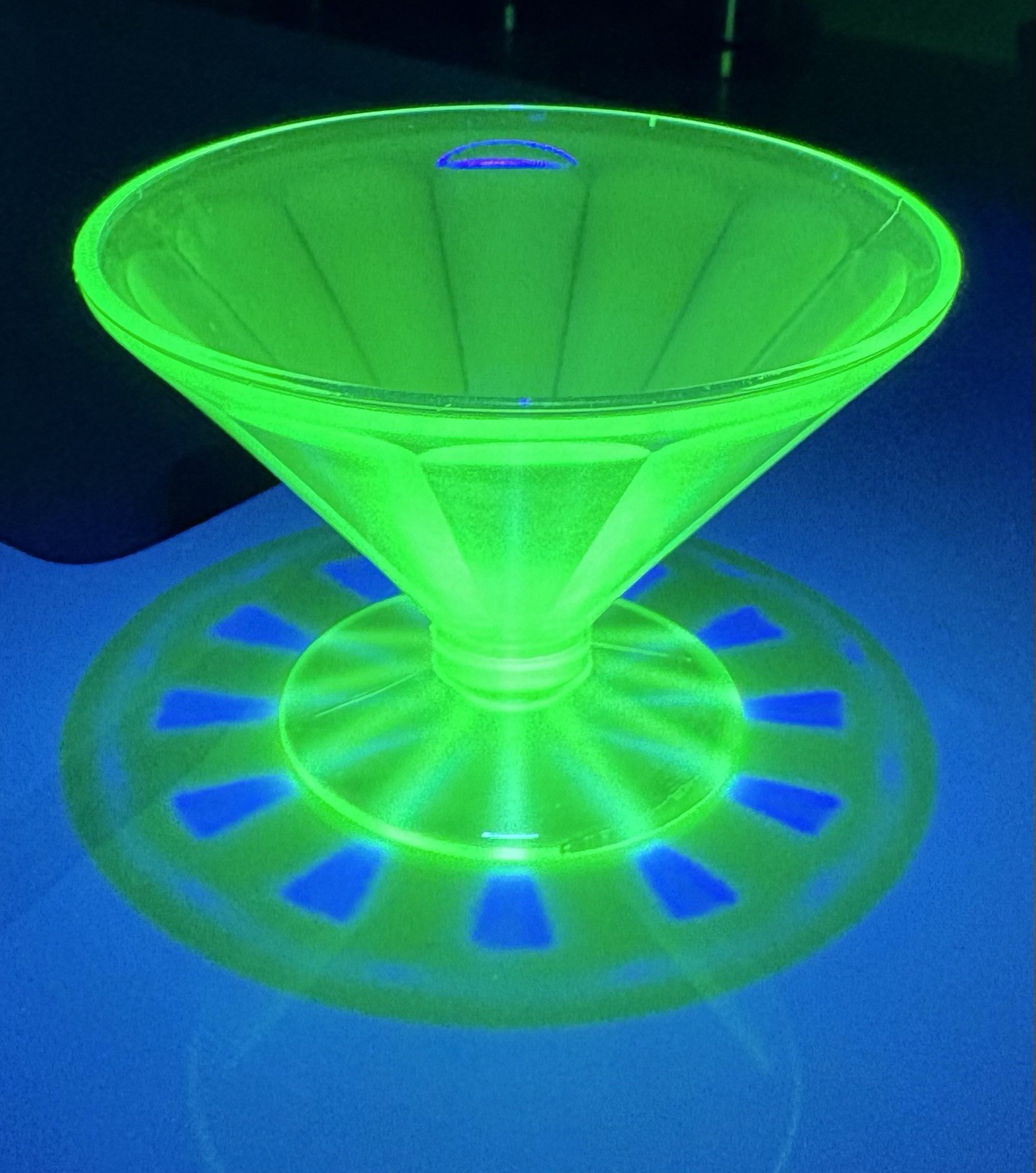 HALLOWEEN PARTY DECOR  Vintage Green Uranium Glass Dish Fluted Bowl UV Glow