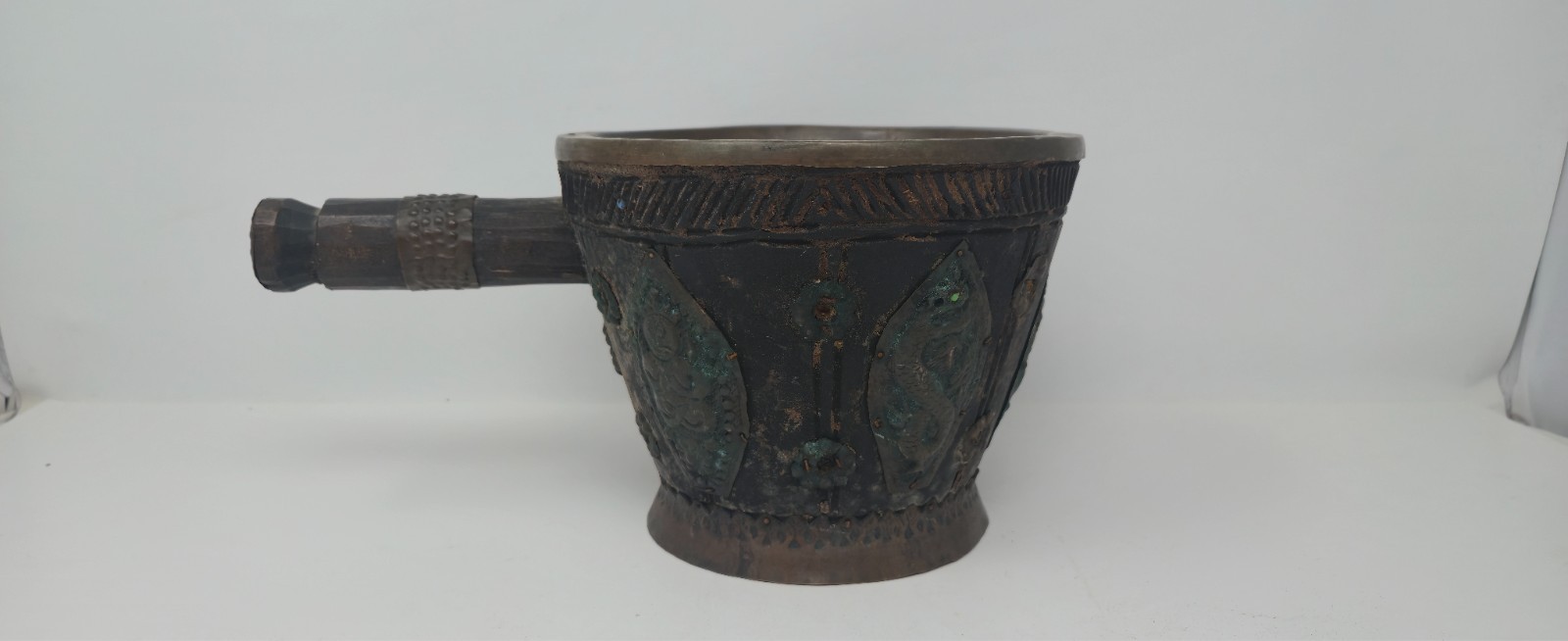 Vintage Tibetan Nepalese Bronze Brass Ritual Bowl Vessel Turquoise Snake Decor