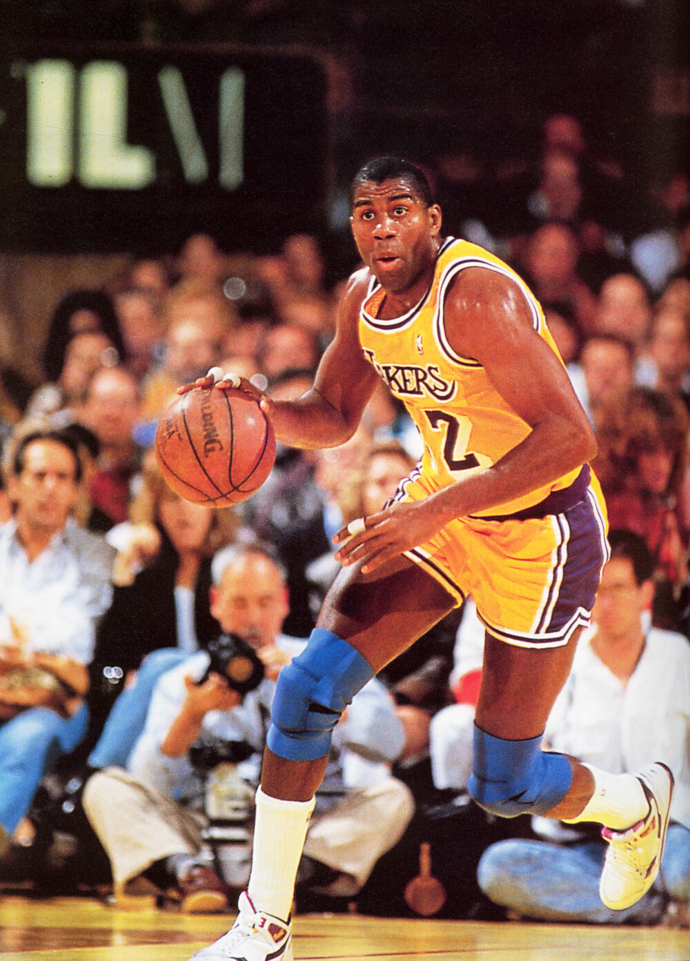 Earvin Magic Johnson Running With The Ball 4x6 Picture Celebrity Print