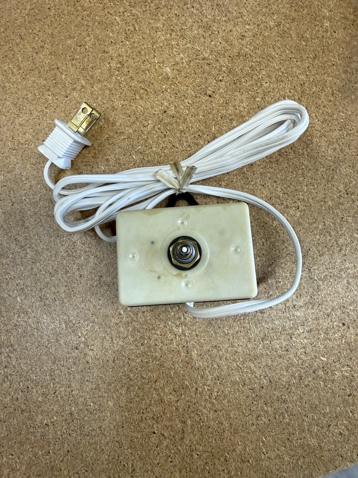 Vintage Lanshire Clock Movement EHP-F&RS-CM AC Electric 105-125V 60Hz Short