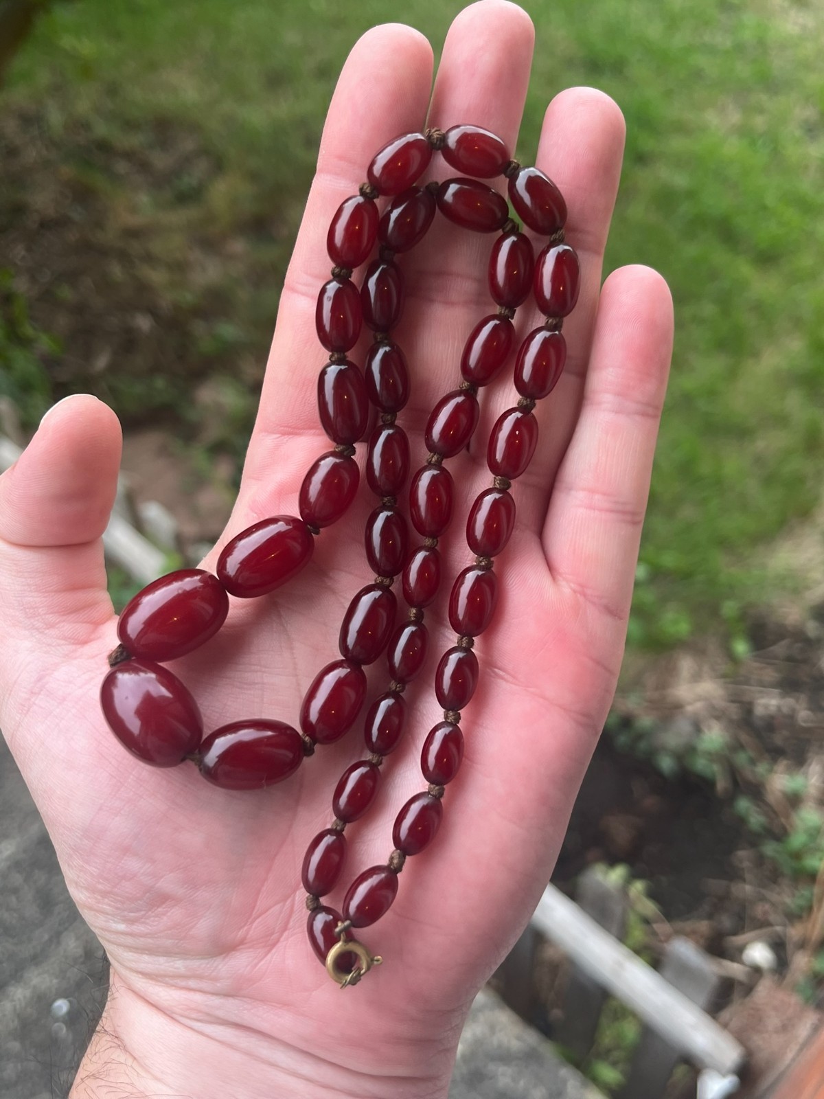 Vintage Phenolic Cherry Amber Bakelite Bead Necklace Faturan 25.4 G Not Marbled