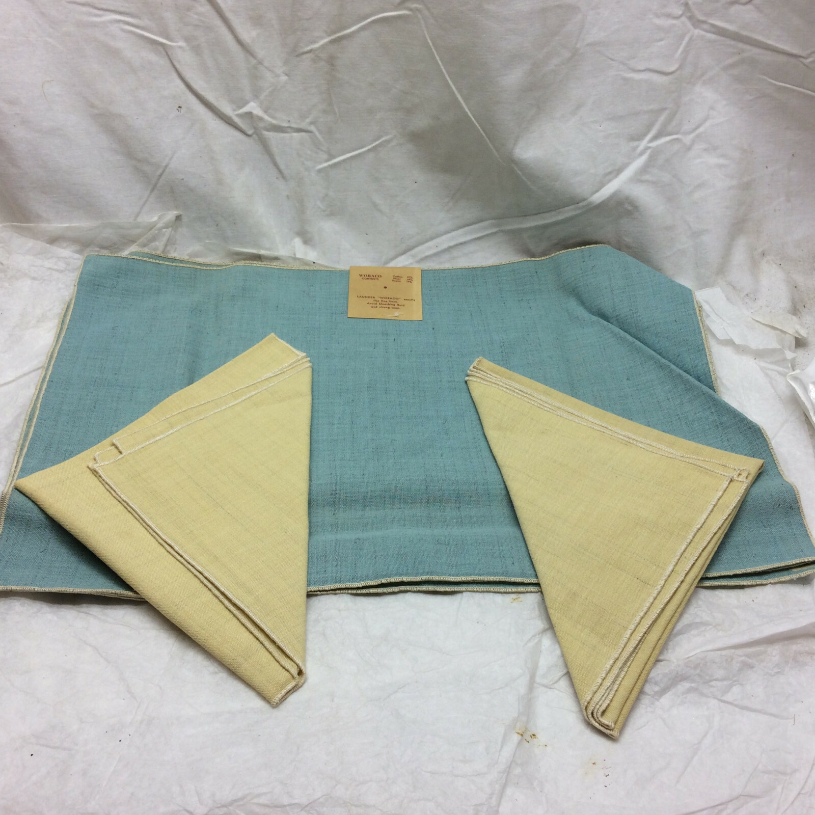 3 Place mats 2 Napkins Vintage Woraco Fabrics by JOMAC Blue & Yellowish