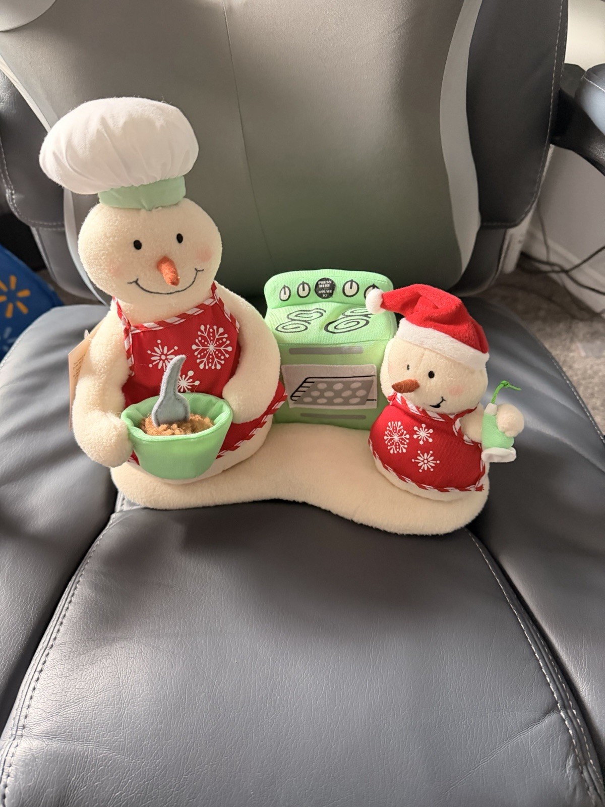 2008 Hallmark Singing Snow Chefs Snowman  & I pay Import/Tariff Fees
