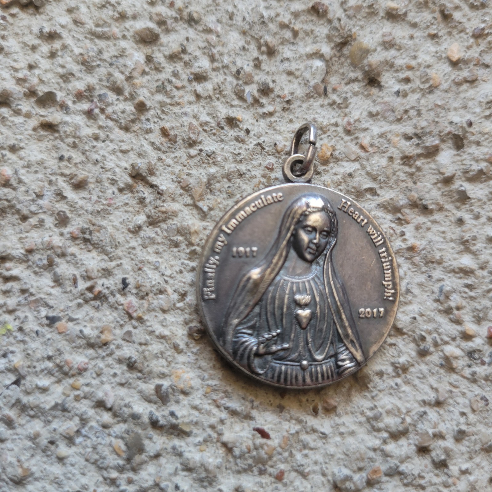 Vintage medal pendant Immaculate Heart of Mary Fatima G90