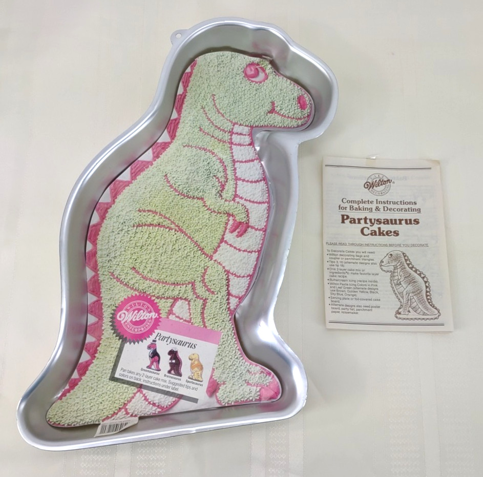 Wilton 1987 Vintage Dinosaur Partysaurus Cake Pan 2105-1280 Vintage NOS Wilton 1987 Vintage Dinosaur Partysaurus Cake Pan 2105-1280 Vintage NOS
