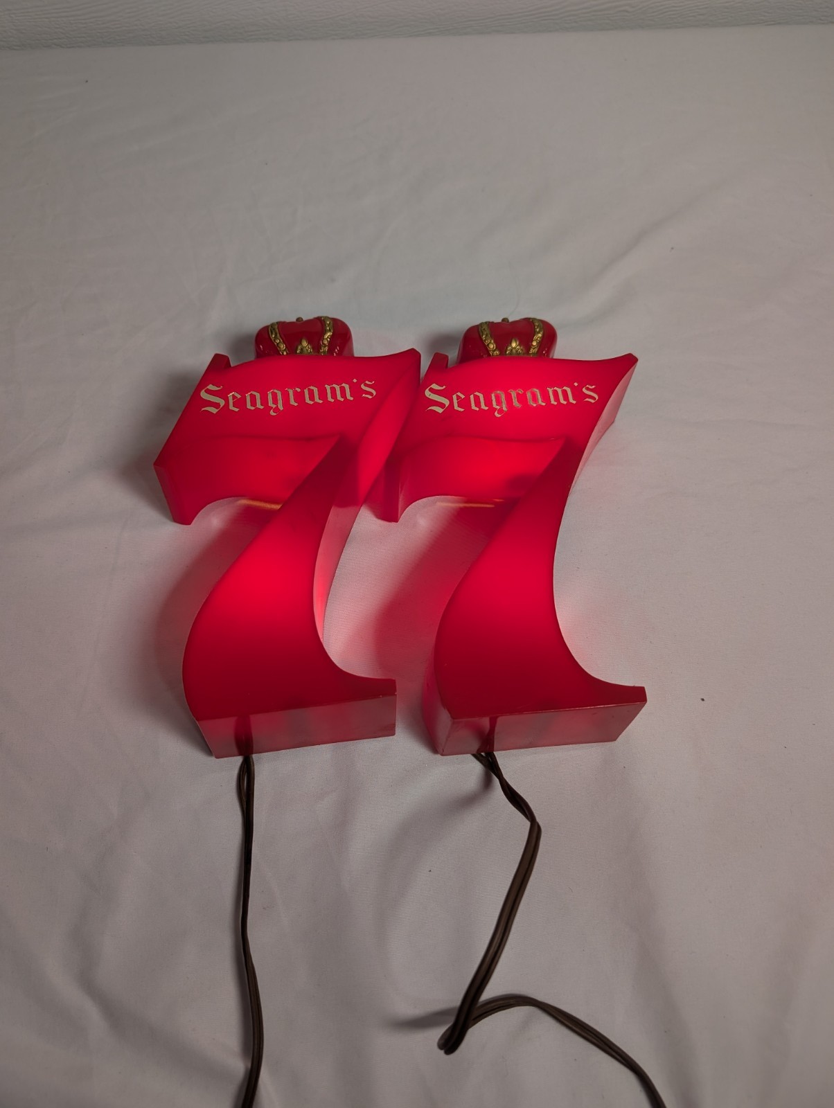 Vintage Seagram\'s 7 Crown Lighted Sconce Signs Pair Claremould Bar Advertising