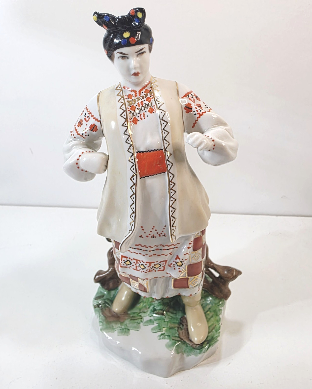 Vintage 1960s Ukrainian Woman Odarka Porcelain Folklore Figurine USSR 9.5 Vintage 1960s Ukrainian Woman Odarka Porcelain Folklore Figurine USSR 9.5