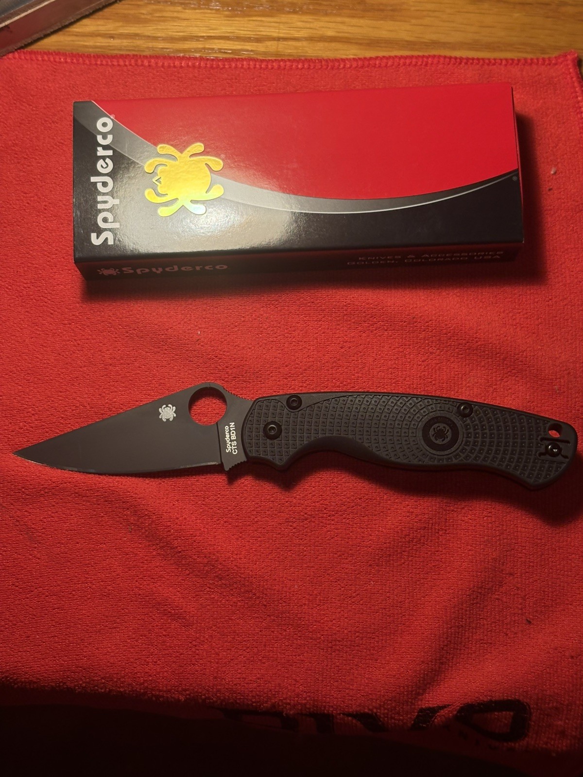 Spyderco Paramilitary 2 Lightweight CTS-BD1N Black Blade Black FRN PM2 C81PBBK2