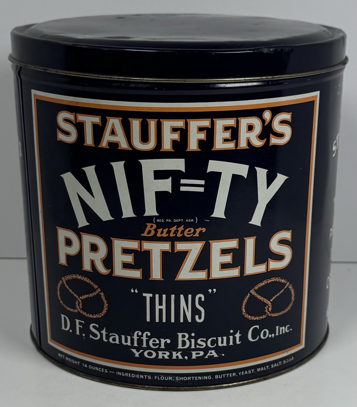 Vintage 1940’s Stauffer\'s NIF=TY Butter Pretzel Thins Tin Can York, PA Advertise Vintage 1940’s Stauffer\'s NIF=TY Butter Pretzel Thins Tin Can York, PA Advertise