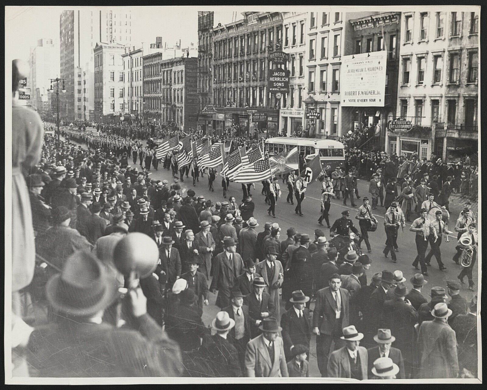 8X10 Photo 1930s German American Band parade in NYC on E 86th St. Oct. 30, 1937 