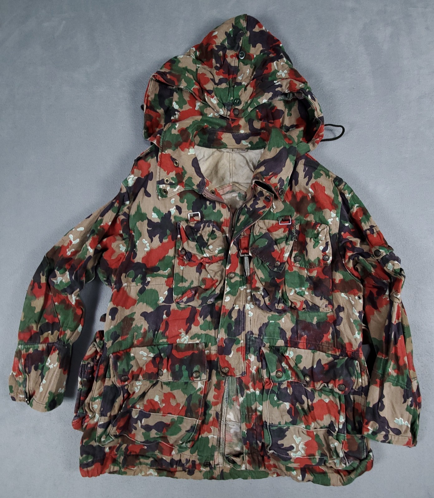 Vintage 1965 Swiss Army M70 Alpenflage TAZ 83 Camo Field Jacket Parka Mens 52 L