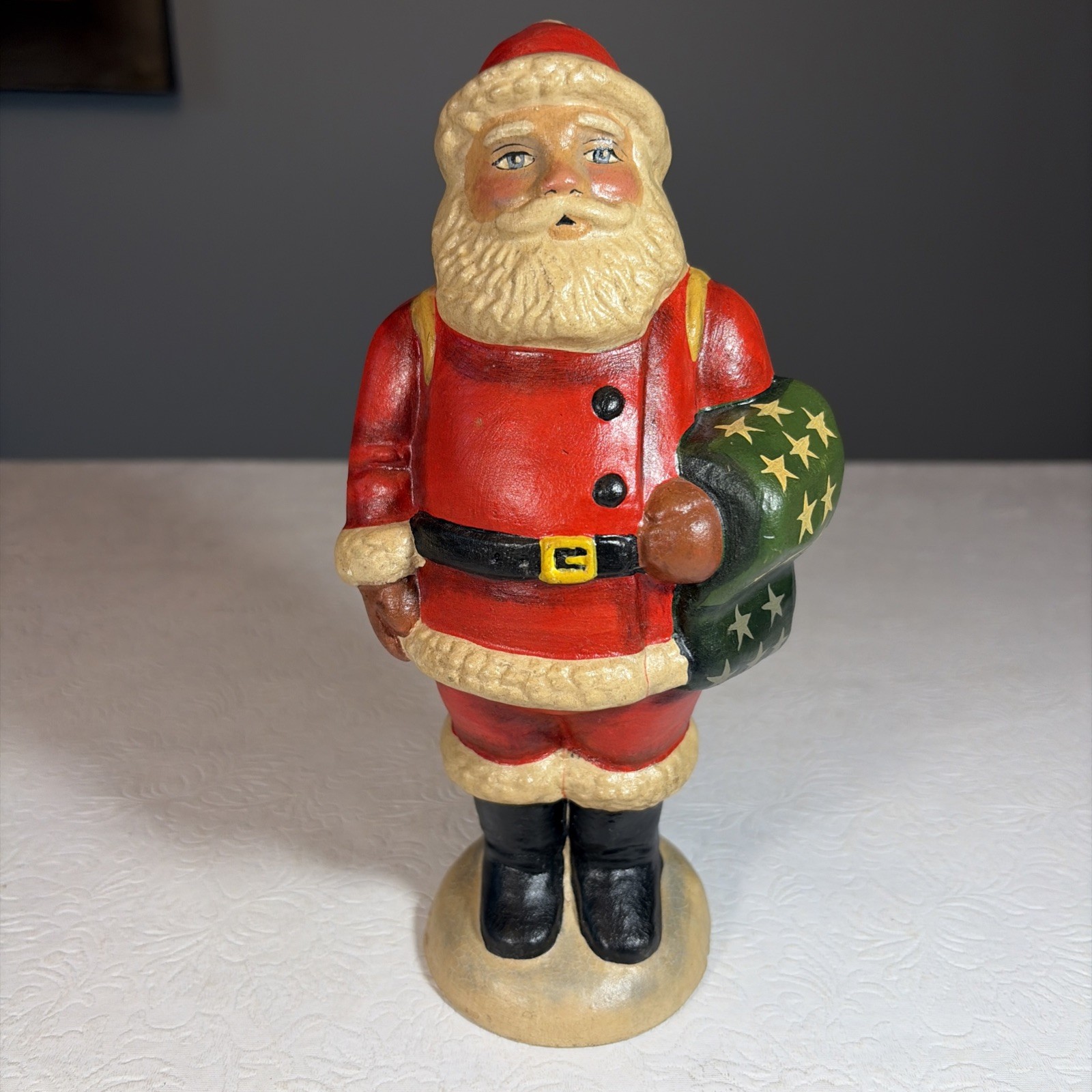 2001 Vintage Vaillancourt Folk Art Santa Claus 8.25