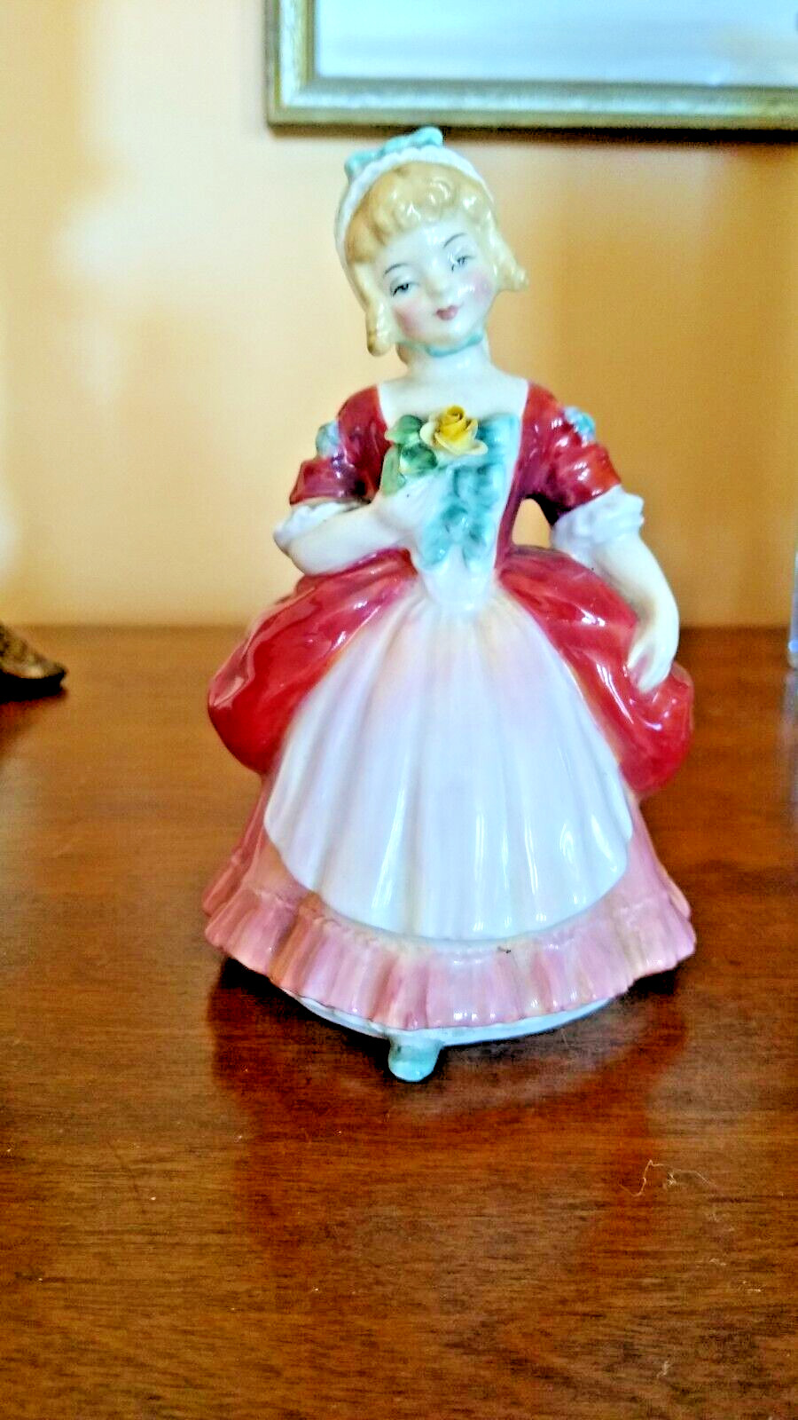 ROYAL DOULTON BONE CHINA GIRL FIGURINE VALERIE HN2107