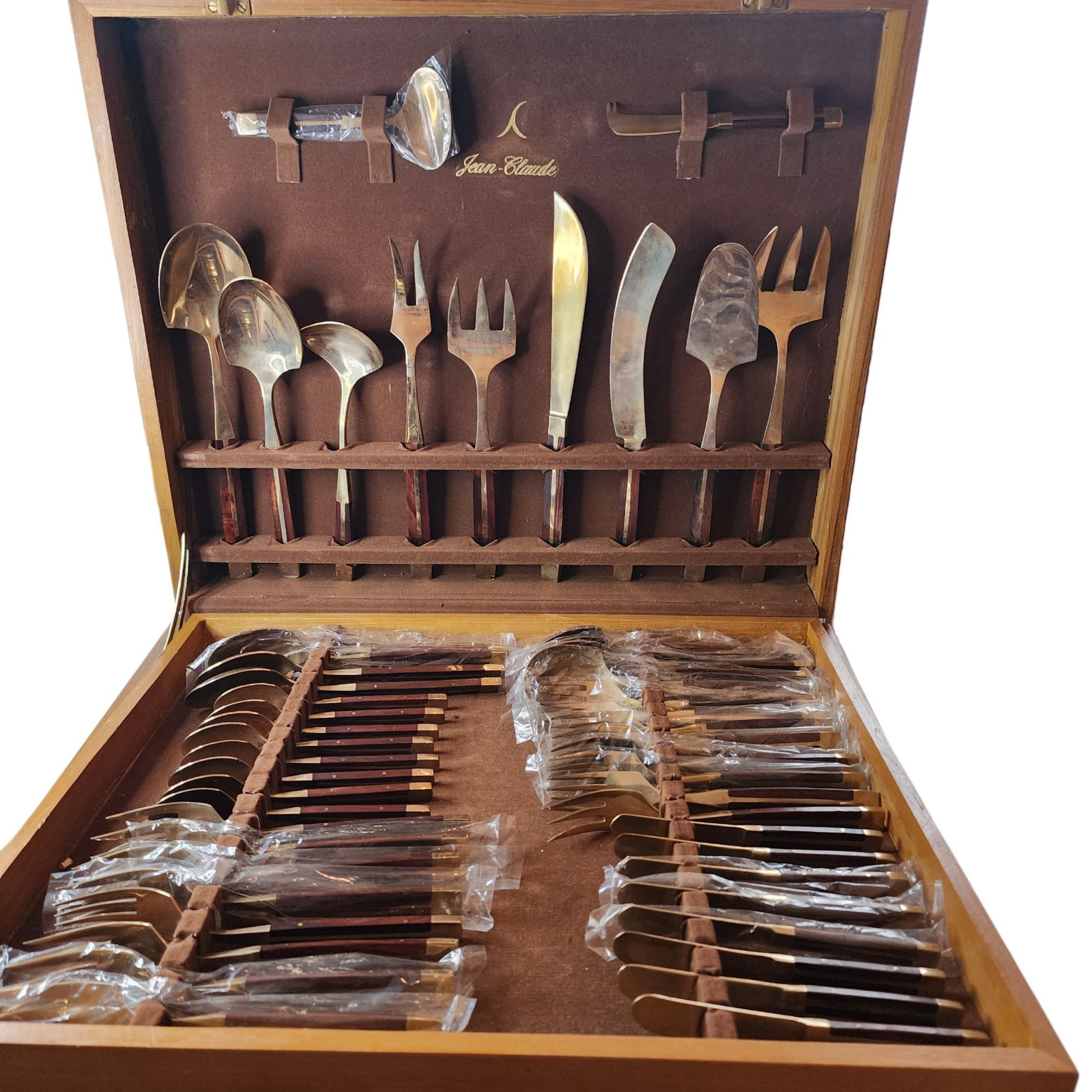99 Pc JEAN-CLAUDE Flatware Cutlery MCM Rosewood Handles Case UNUSED CONDITION