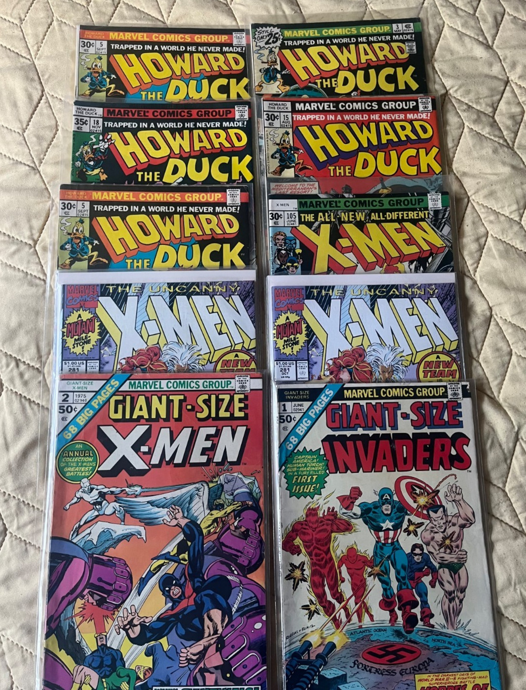 Mixed Vintage Marvel comic lot of 18, mid/late 1970’s, Howard Duck, X-Men, etc