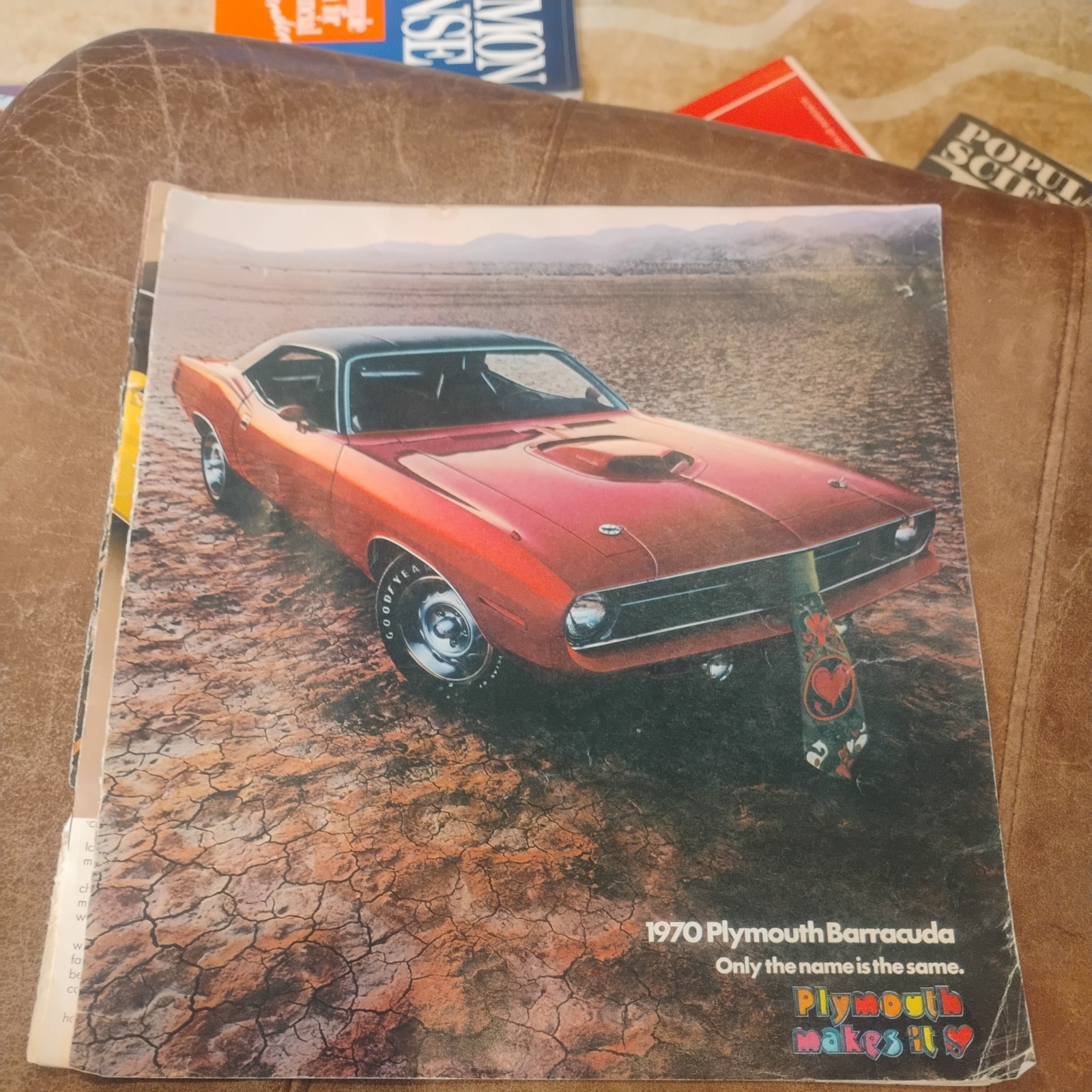 Original 1970 Plymouth Barracuda Sales Brochure Catalog-split seam