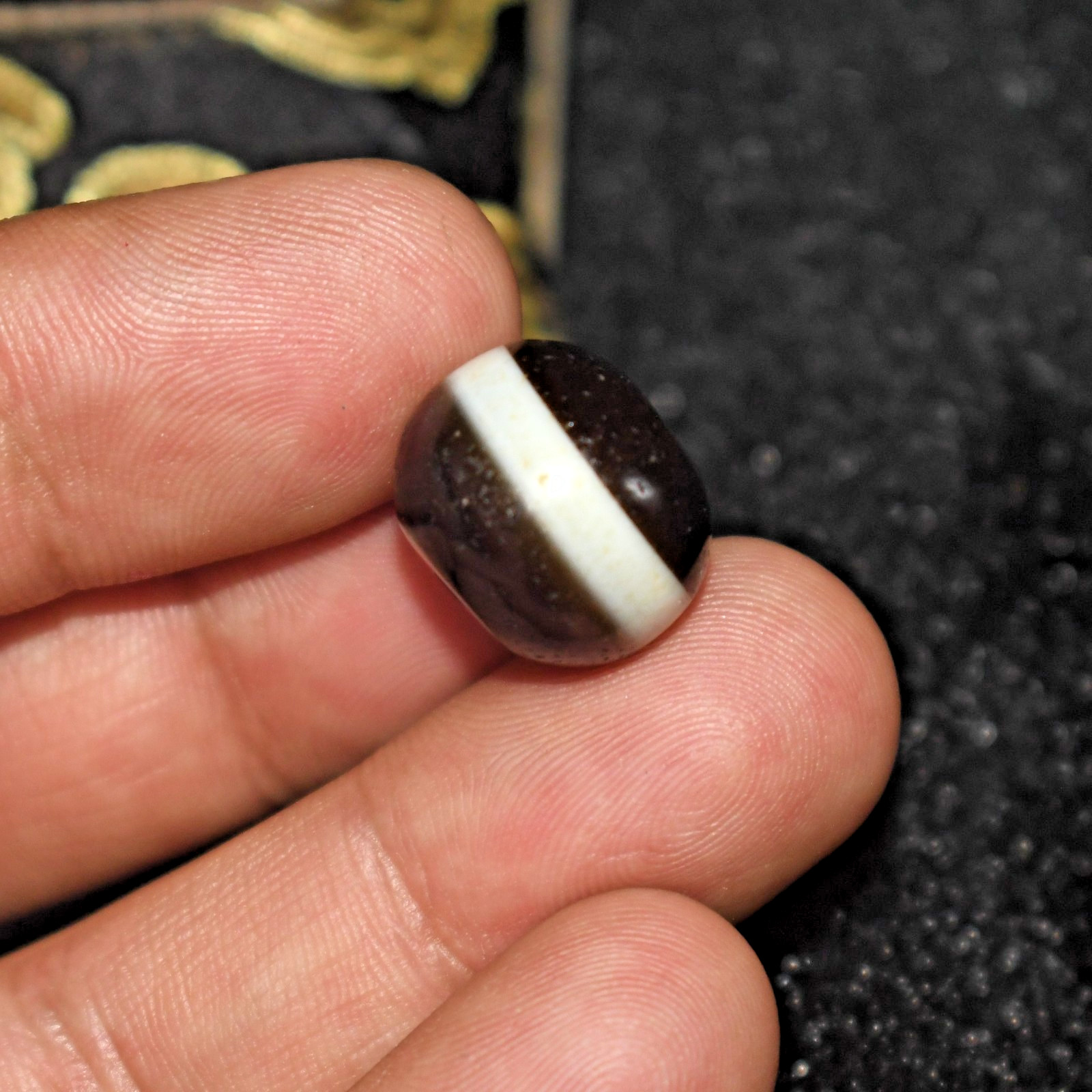 Ancient Tibetan Himalayan Round Banded Agate Stone Medicine Bead