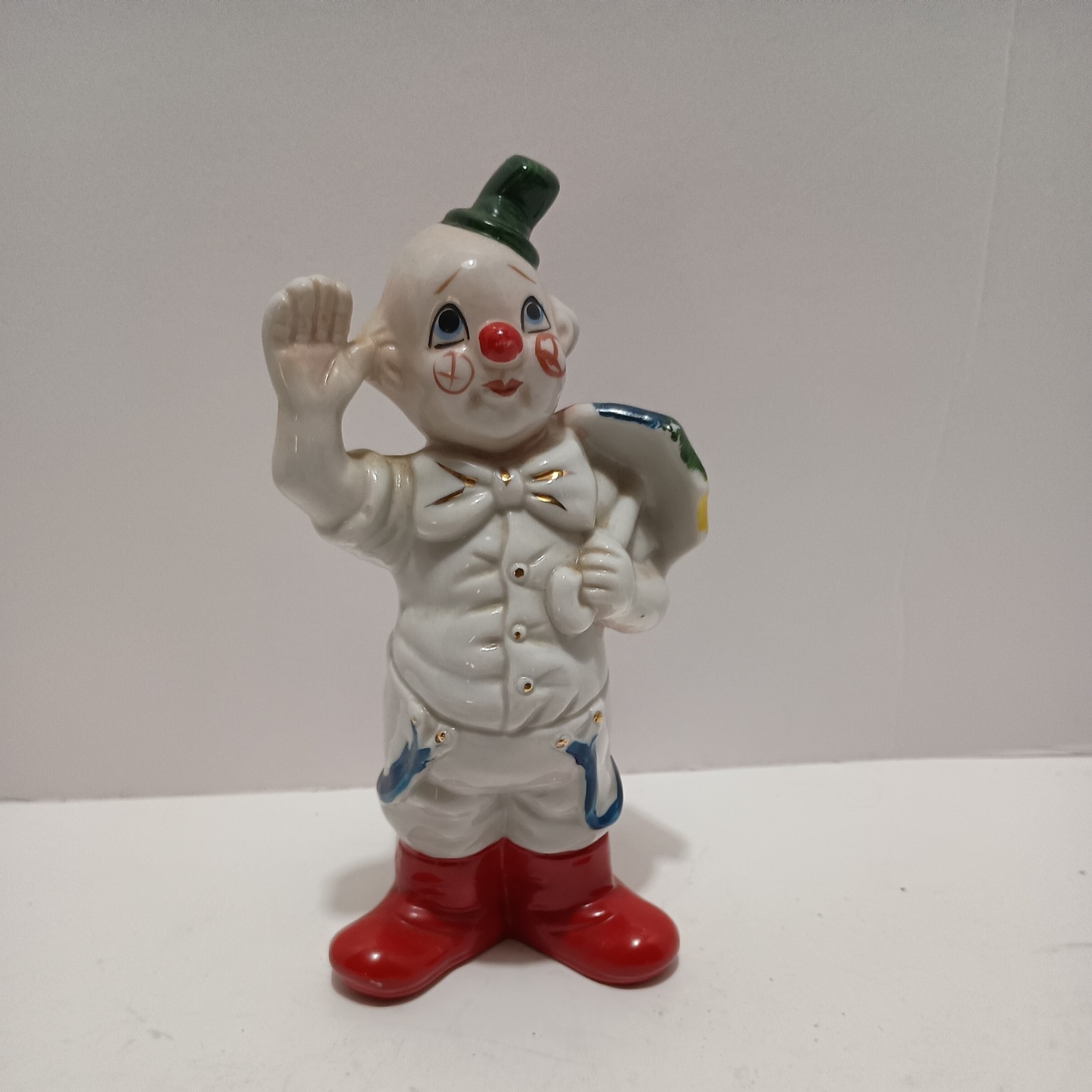Vtg  Porcelain Clown Hobo Figurine Holding Umbrella 