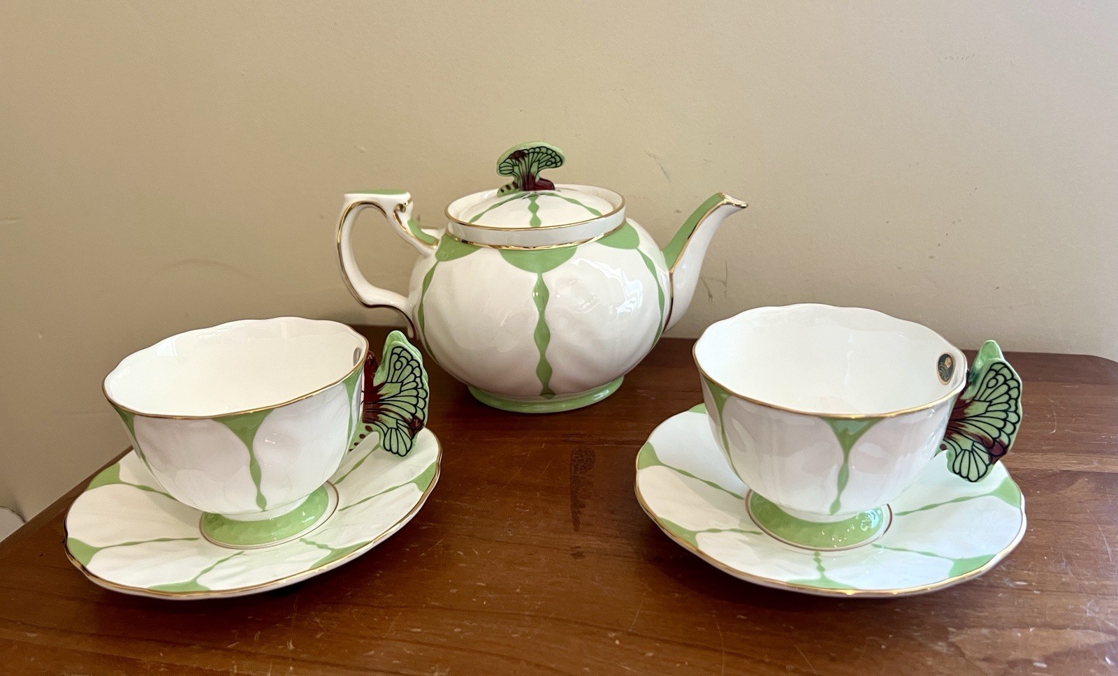 Aynsley Bone China Green Butterfly 600ml Teapot 2 Cups with Saucers Set England