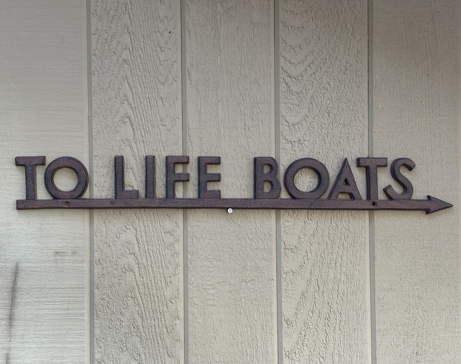 VTG Cast Iron TO LIFE BOATS Arrow Directional Sign 23.5\