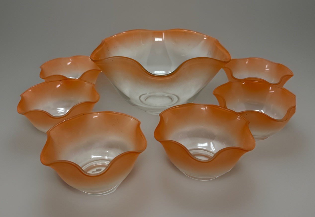 VINTAGE MCM RETRO  Orange  Ruffle Glass  BOWL Salad Set 7 pieces Rare