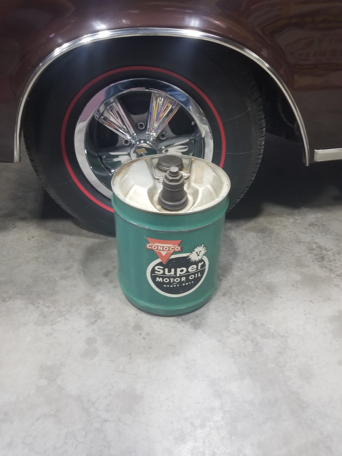 Conoco Vintage 5 Gallon Motor Oil Can Can