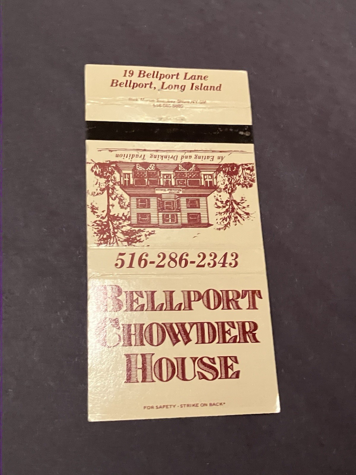Vintage New York Matchbook “BELLPORT CHOWDER HOUSE” Bellport Vintage New York Matchbook “BELLPORT CHOWDER HOUSE” Bellport