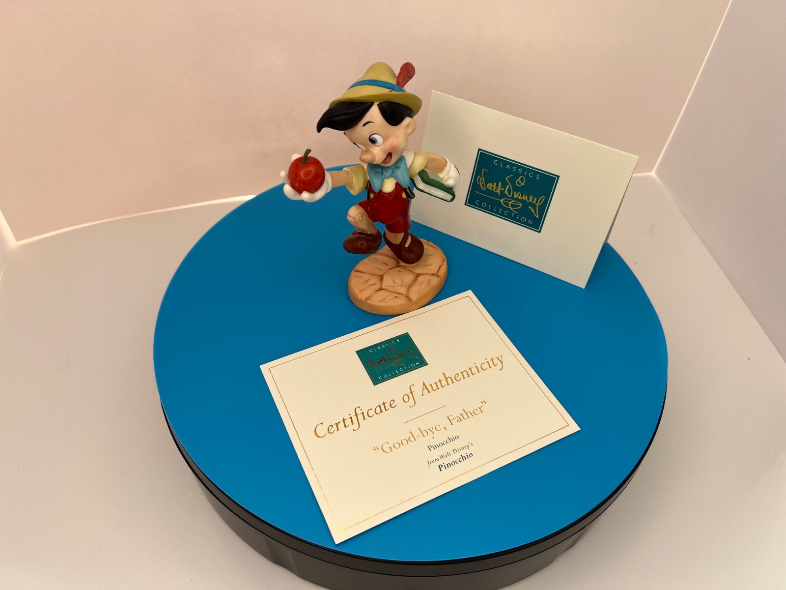 New Walt Disney Classics Collection Pinocchio Goodbye Father Figurine COA & Box