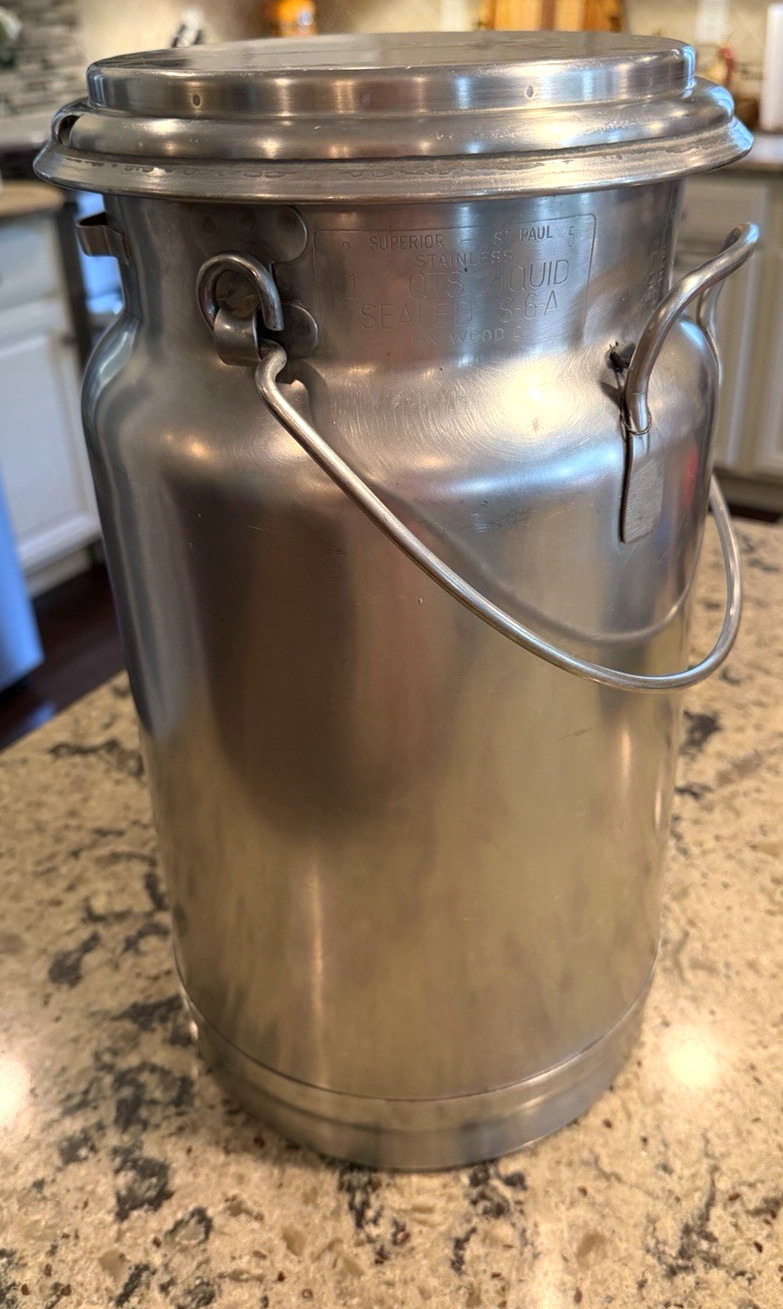 Vintage  Superior John Wood Co 12 Quart  Milk Can Churn S-6-A Rare Size A BEAUTY
