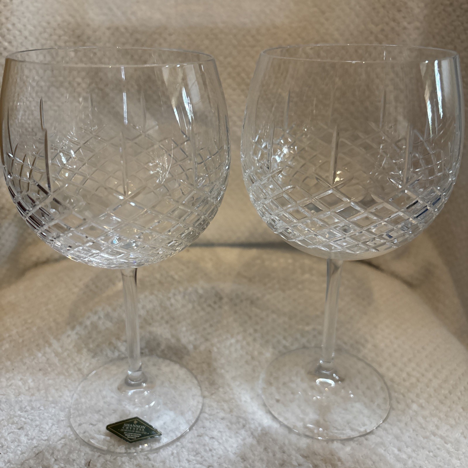 SHANNON CRYSTAL OF IRELAND WINE GLASSES. Set of 2