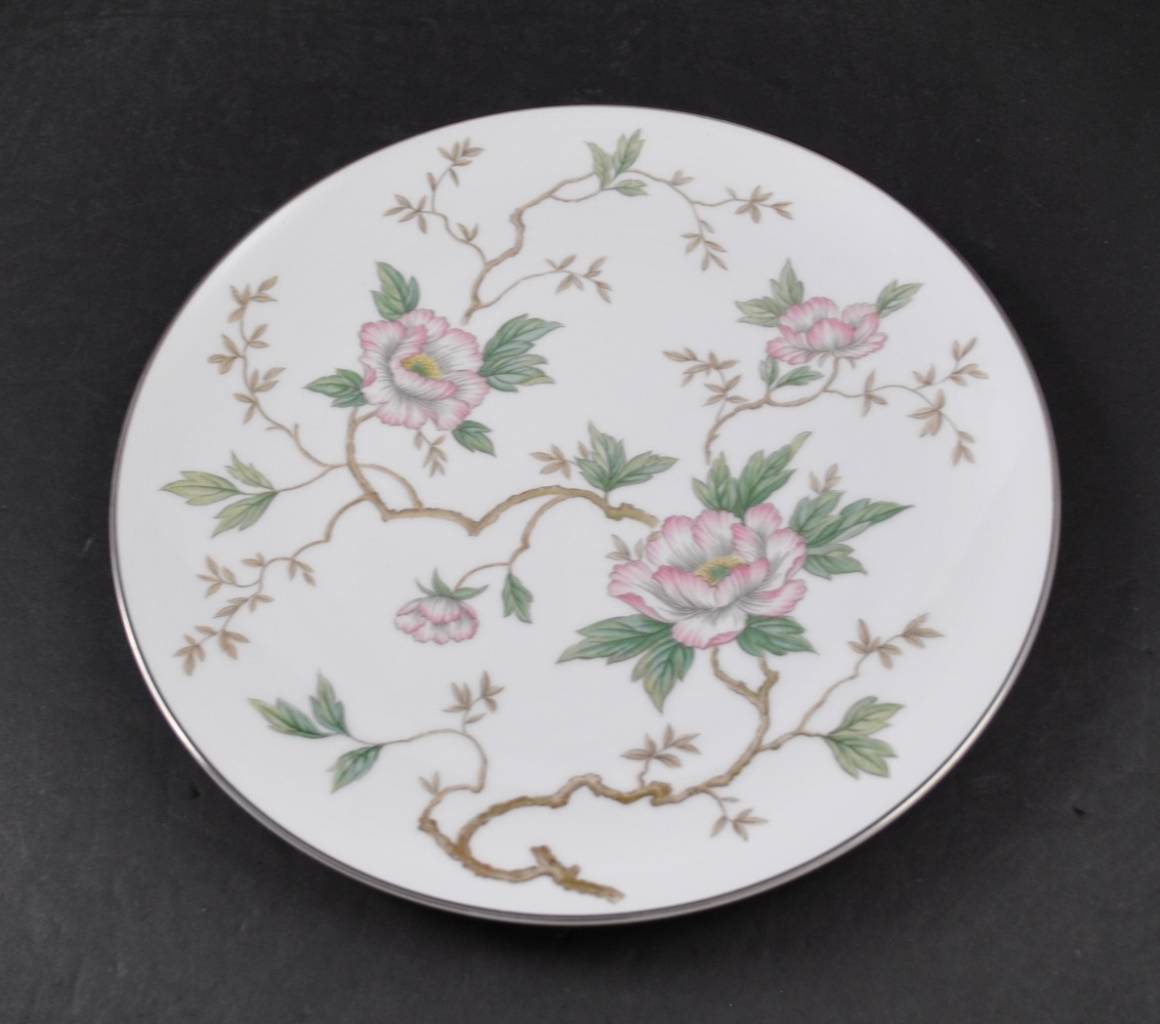 Vintage Noritake China Japan Chatham 5502 Dinner Plate About 10 5/8