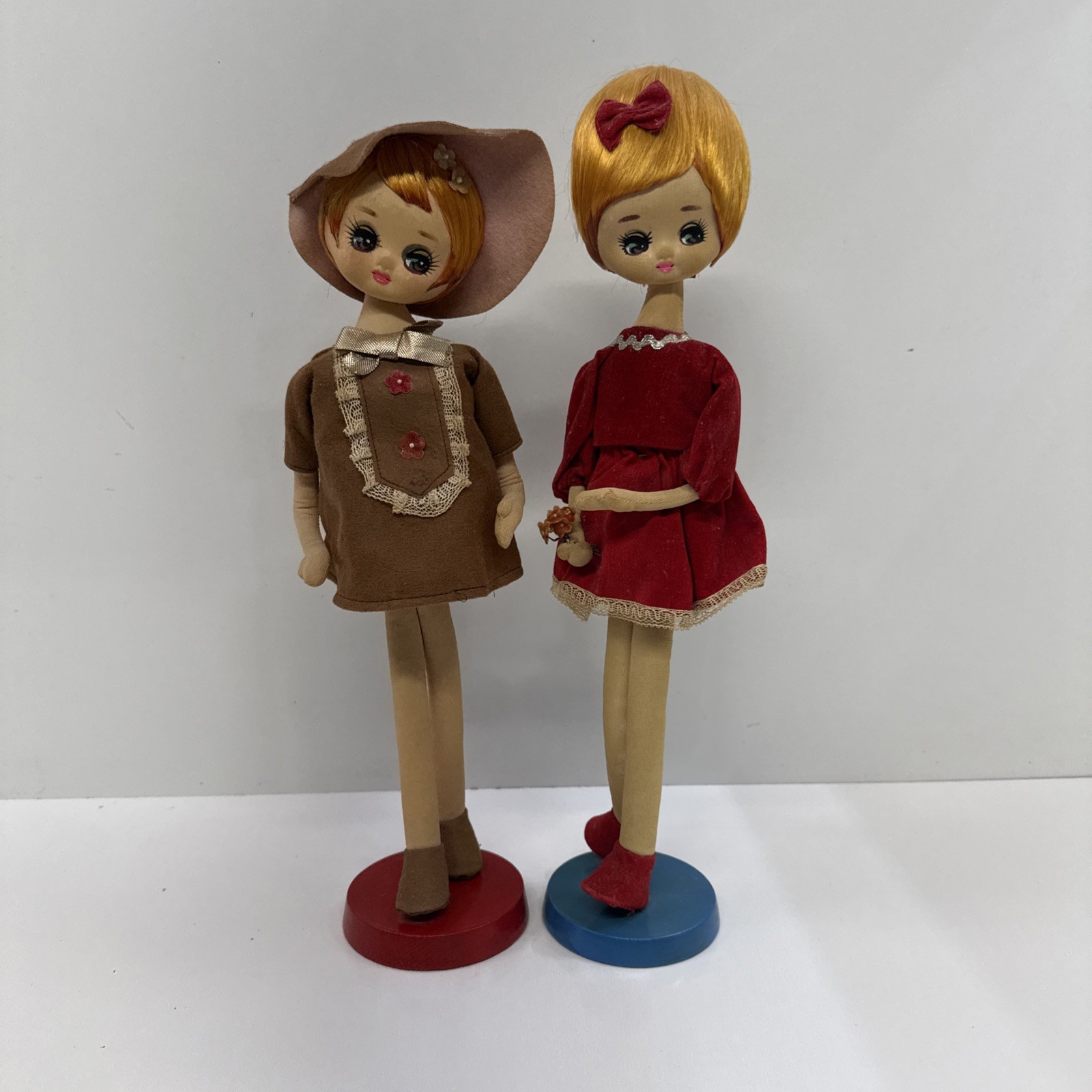 (2) Vintage 1960\'s Posable Doll Big Eyes Shift Dress Brown/Red Japan 17\