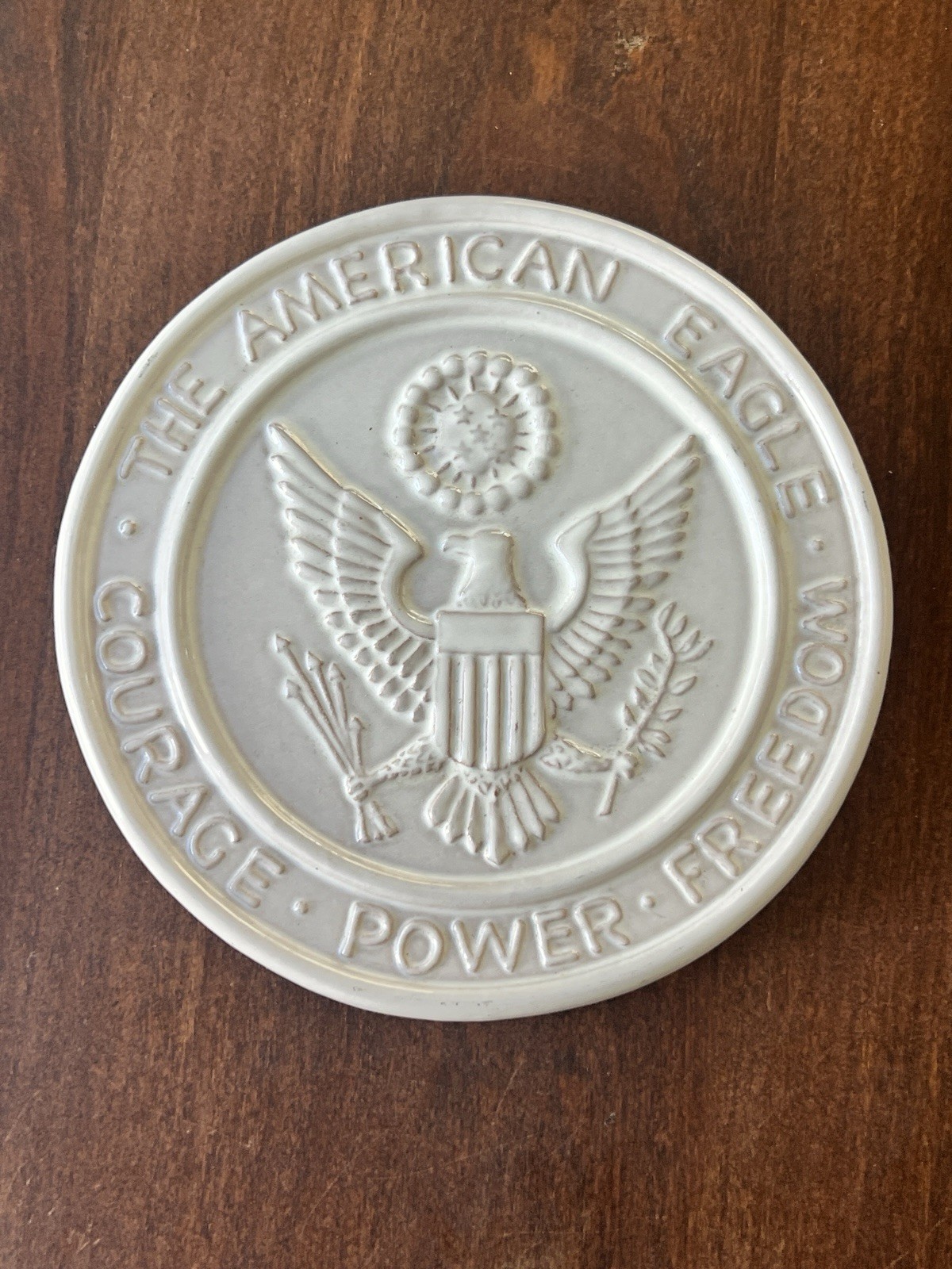 Vintage Frankoma Pottery 1976 Bicentennial American Eagle Trivet Cream Glaze