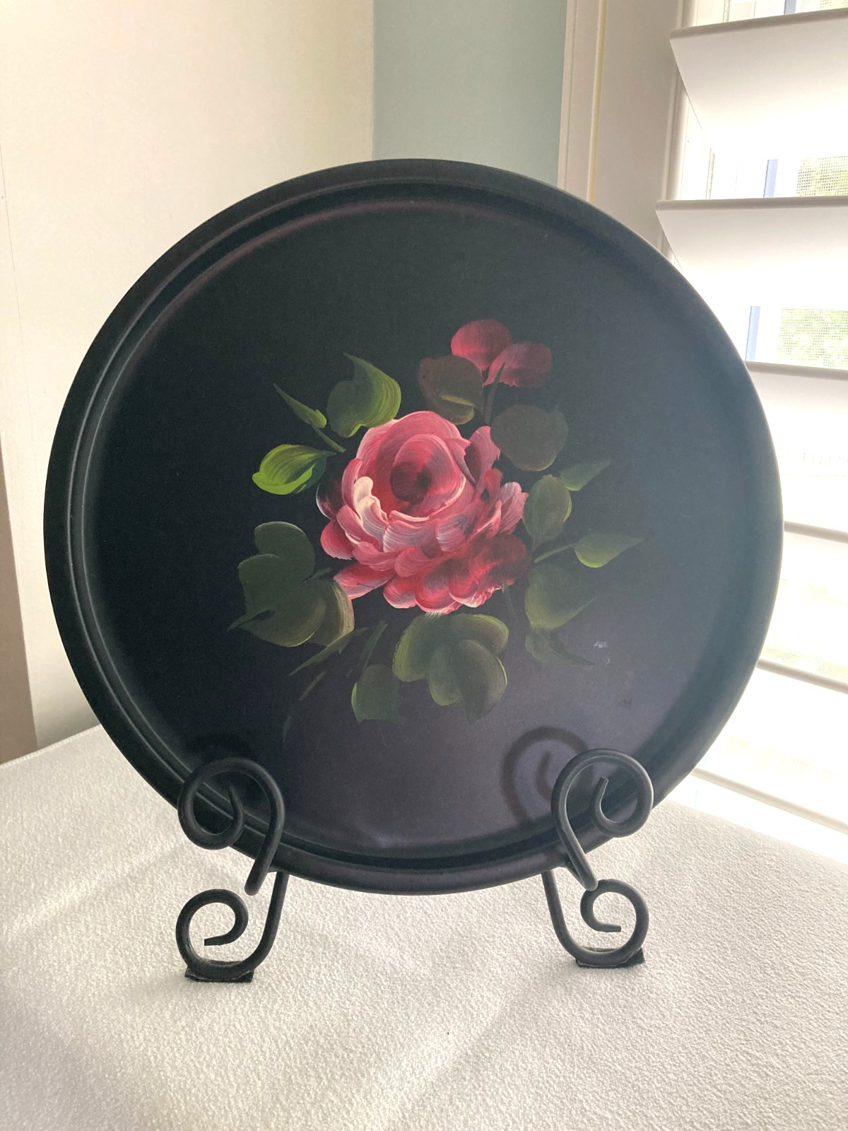 Vintage Hand Painted Rose Floral Toleware Metal Tray 11\