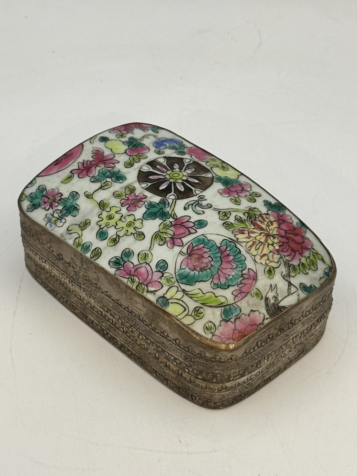 Chinese Shard Box Porcelain And Hammered Silver Plate Vintage 1982 Trinket