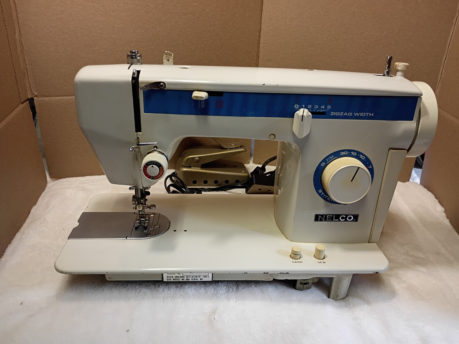 Vintage Nelco Sewing Machine SZ-205 w/ Pedal, Tested✓, NICE Vintage Nelco Sewing Machine SZ-205 w/ Pedal, Tested✓, NICE