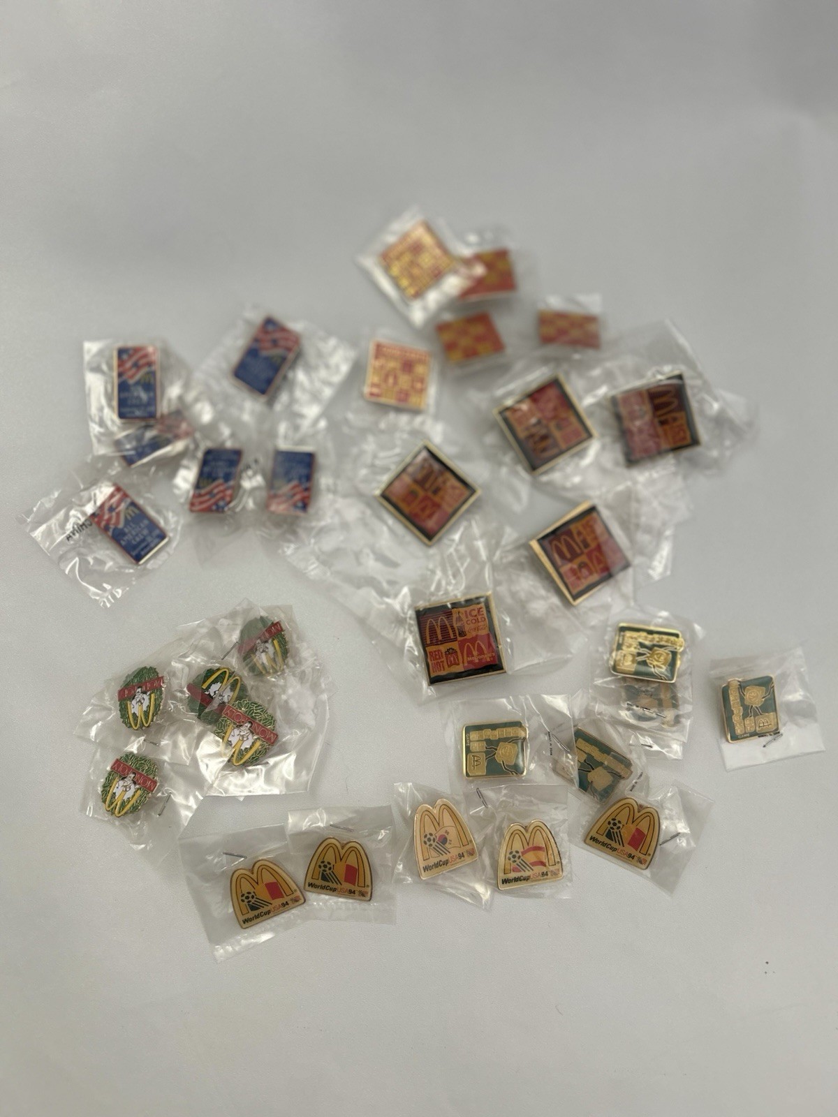 Lot New Old Stock 30 Collectible Mc Donald’s Pins World Cup,monopoly,& More